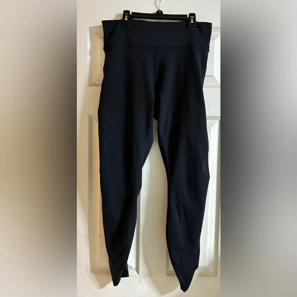 Lululemon Essential Rhythm Pant Black $118 MSRP